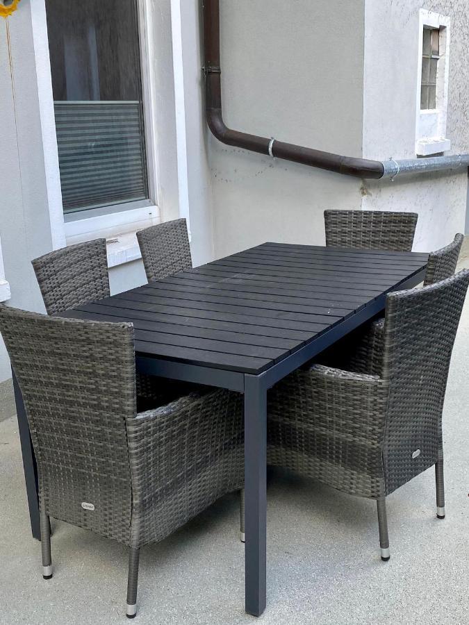 Erholsame City-erdgeschosswohnung Mit Veranda, Grill Und Parkplatz D46eg * Oldenburg