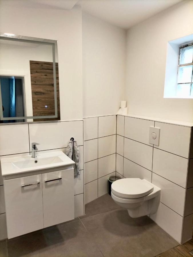 Apartment Erholsame City-erdgeschosswohnung Mit Veranda, Grill Und Parkplatz D46eg *
