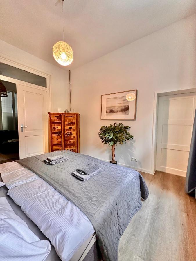 Erholsame City-erdgeschosswohnung Mit Veranda, Grill Und Parkplatz D46eg Apartment Oldenburg