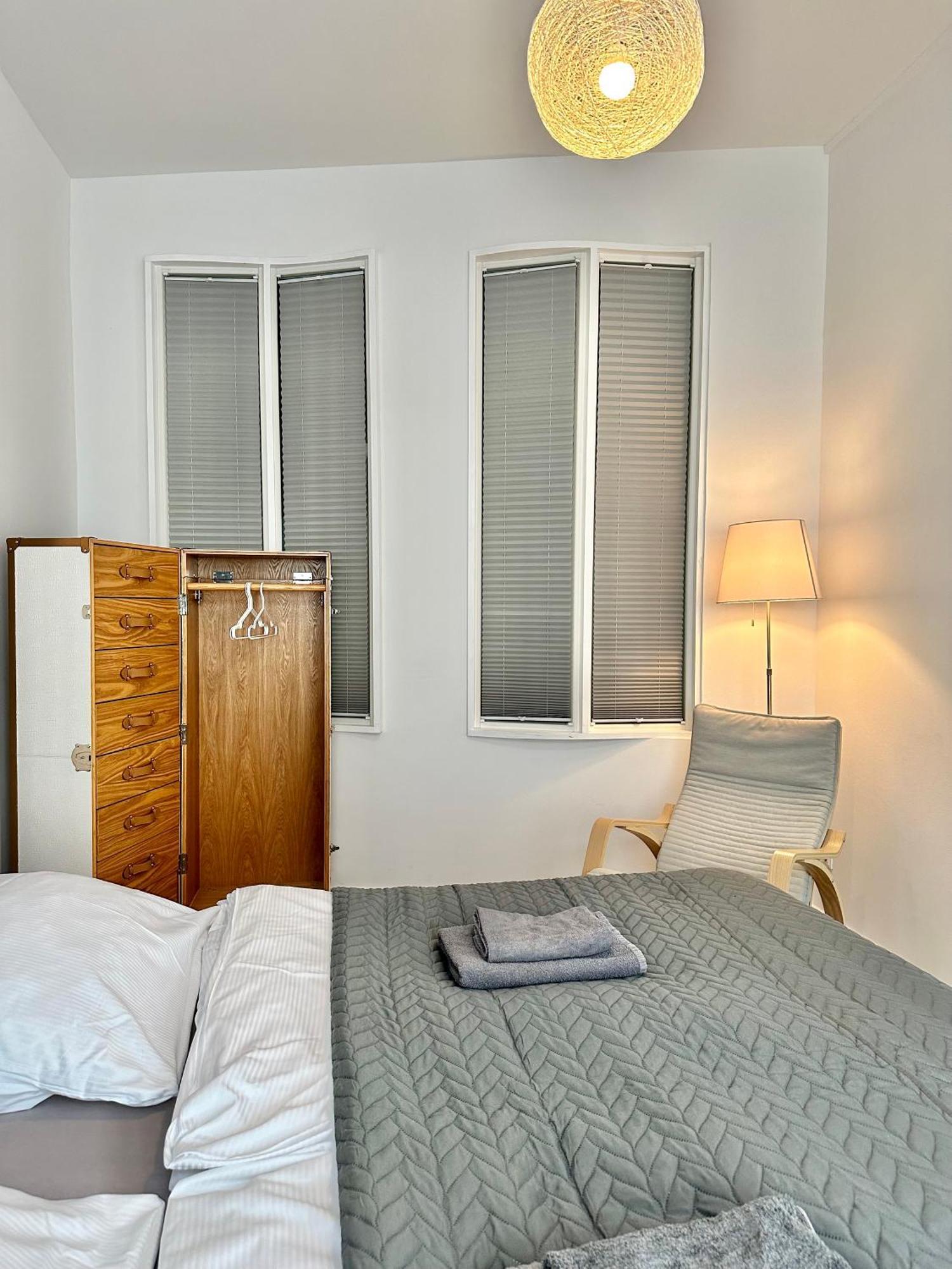 Erholsame City-erdgeschosswohnung Mit Veranda, Grill Und Parkplatz D46eg Oldenburg