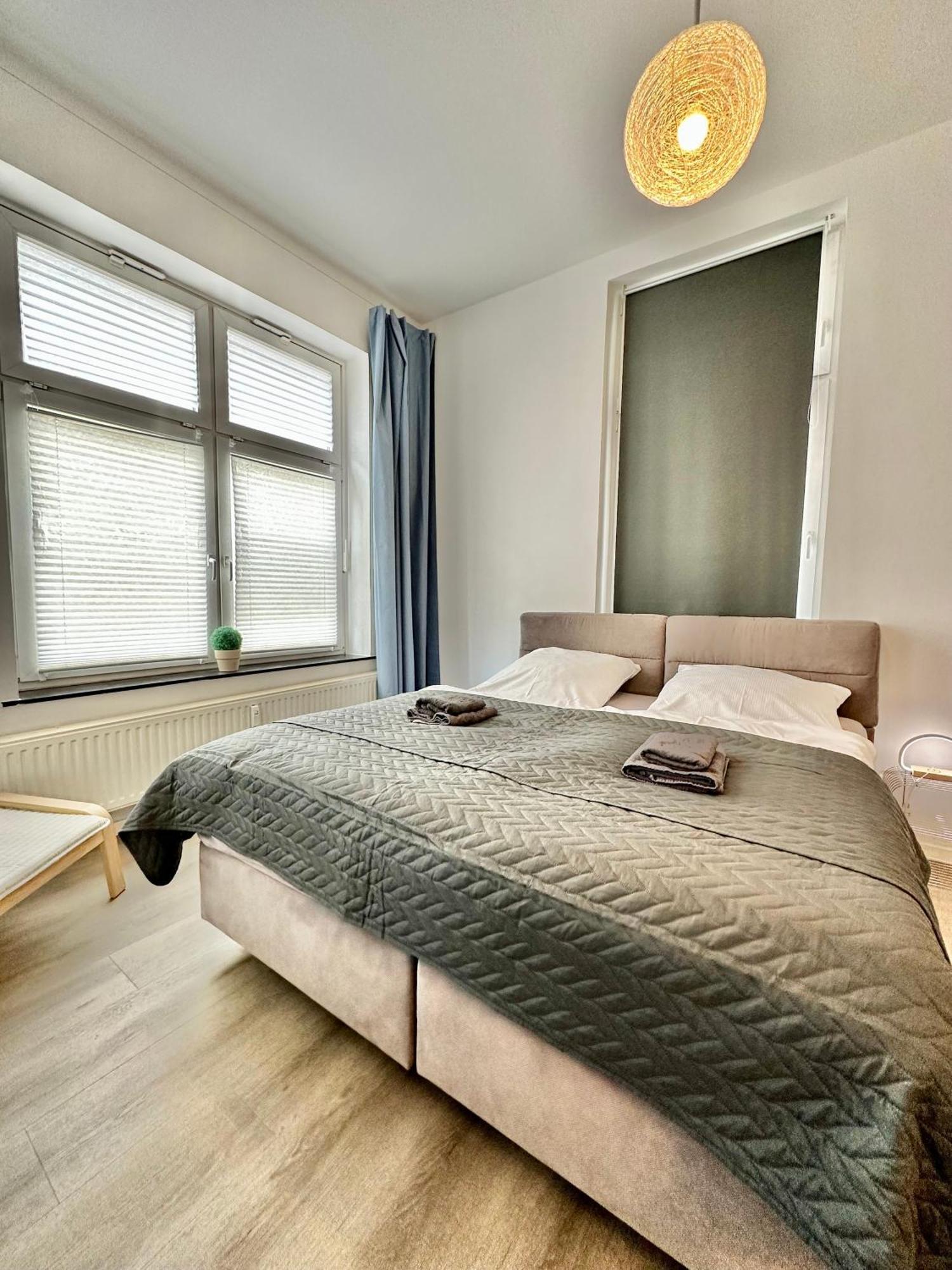 Apartment Erholsame City-erdgeschosswohnung Mit Veranda, Grill Und Parkplatz D46eg *