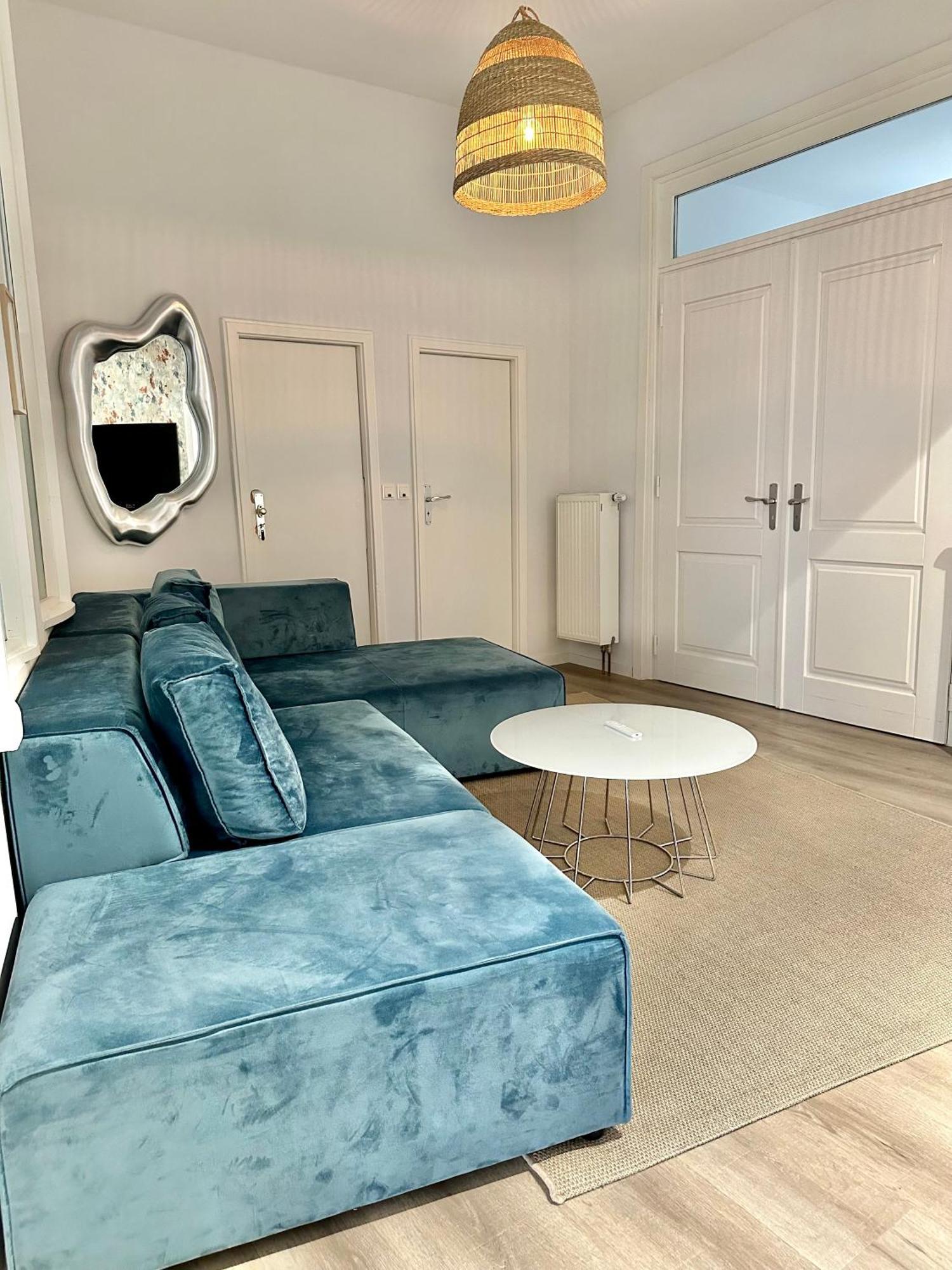 Erholsame City-erdgeschosswohnung Mit Veranda, Grill Und Parkplatz D46eg Oldenburg