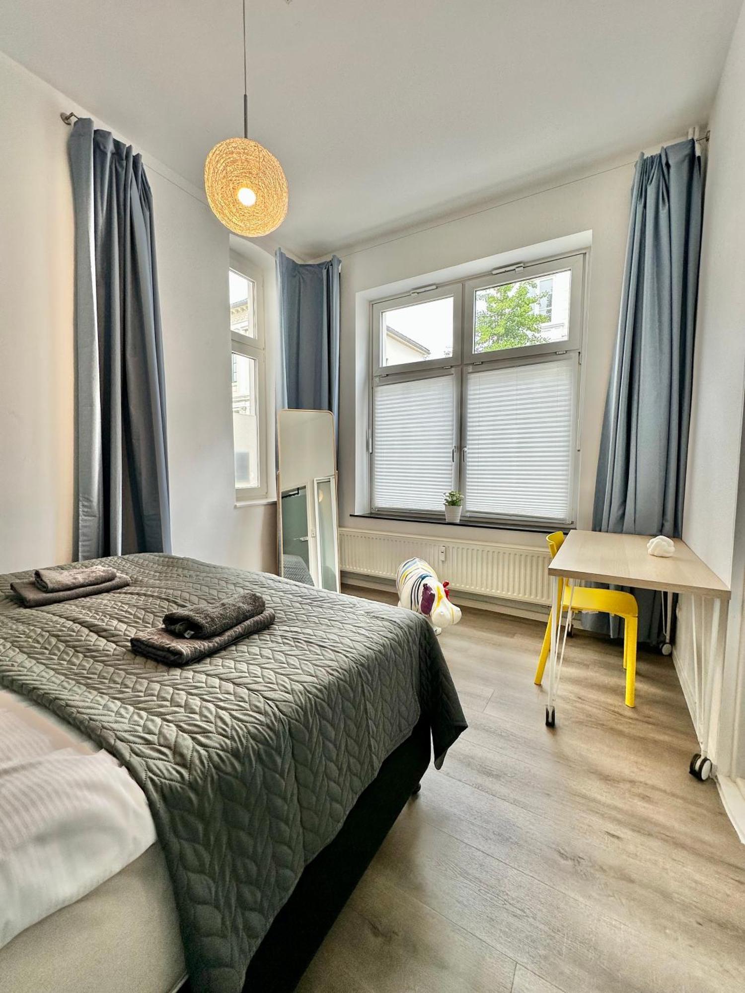 Erholsame City-erdgeschosswohnung Mit Veranda, Grill Und Parkplatz D46eg Oldenburg