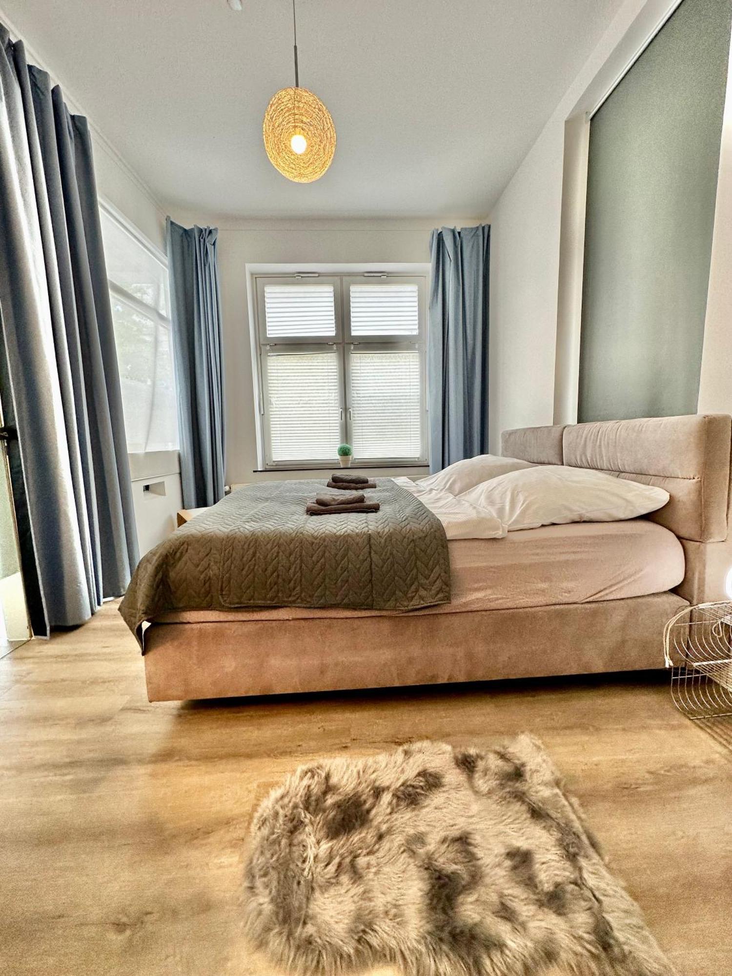Apartment Erholsame City-erdgeschosswohnung Mit Veranda, Grill Und Parkplatz D46eg *