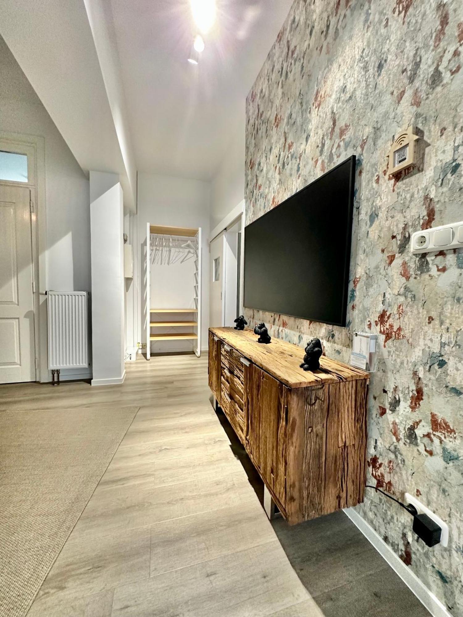 Erholsame City-erdgeschosswohnung Mit Veranda, Grill Und Parkplatz D46eg Apartment